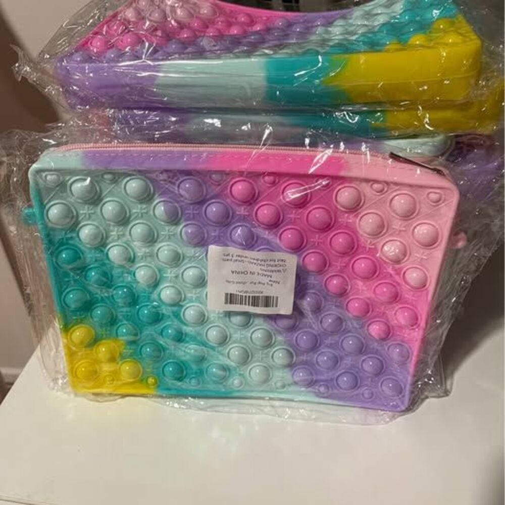 Pop-It Silicone Crossbody / Pouch Bags  SET – NEW - Picture 7 of 8